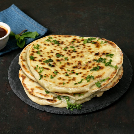 Garlic Cheese Naan